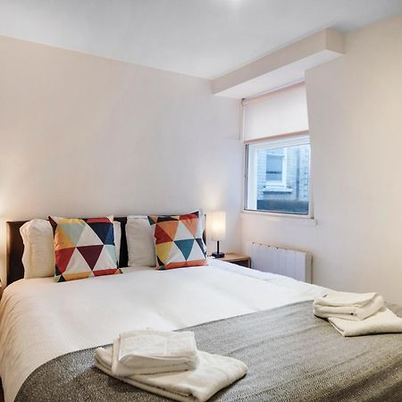 Apt 3, Soho Apartments 2Nd & 3Rd Floors By Indigo Flats Londres Extérieur photo